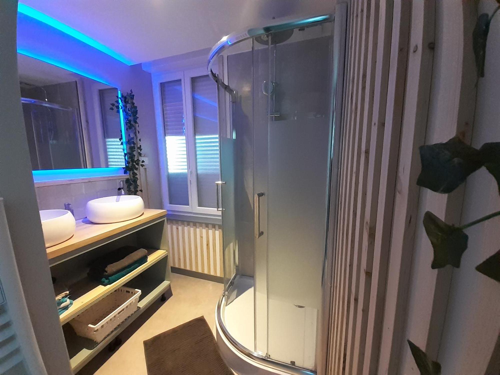 Bosquet, Hotel A Valenciennes Aulnoy-lez-Valenciennes المظهر الخارجي الصورة